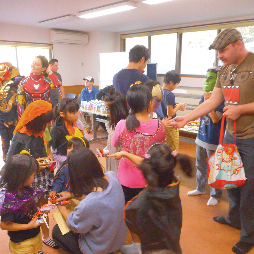 児童養護施設しらかば子どもの家メインイメージ〜子どもの笑顔